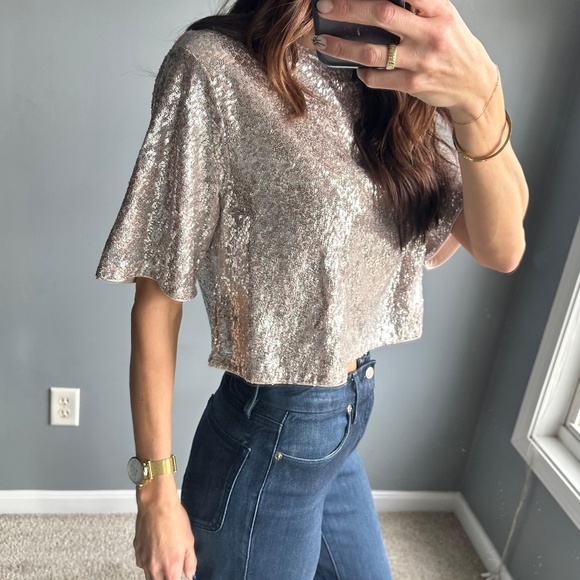 H&M champagne sequin crop top - Picture 2 of 11
